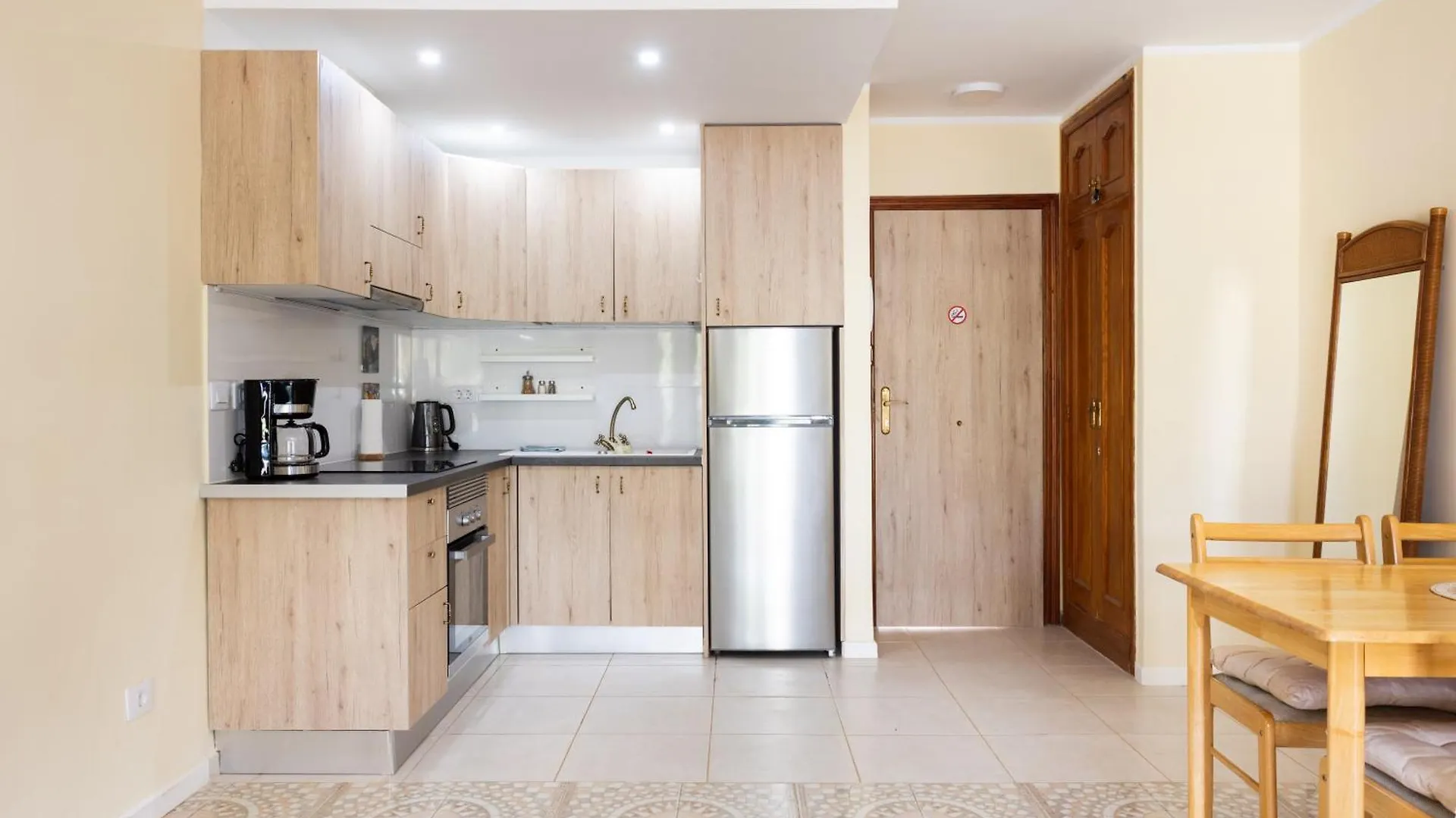 Private Garden Two Bedroom Apartment At Fairways Club San Miguel de Abona 0*,