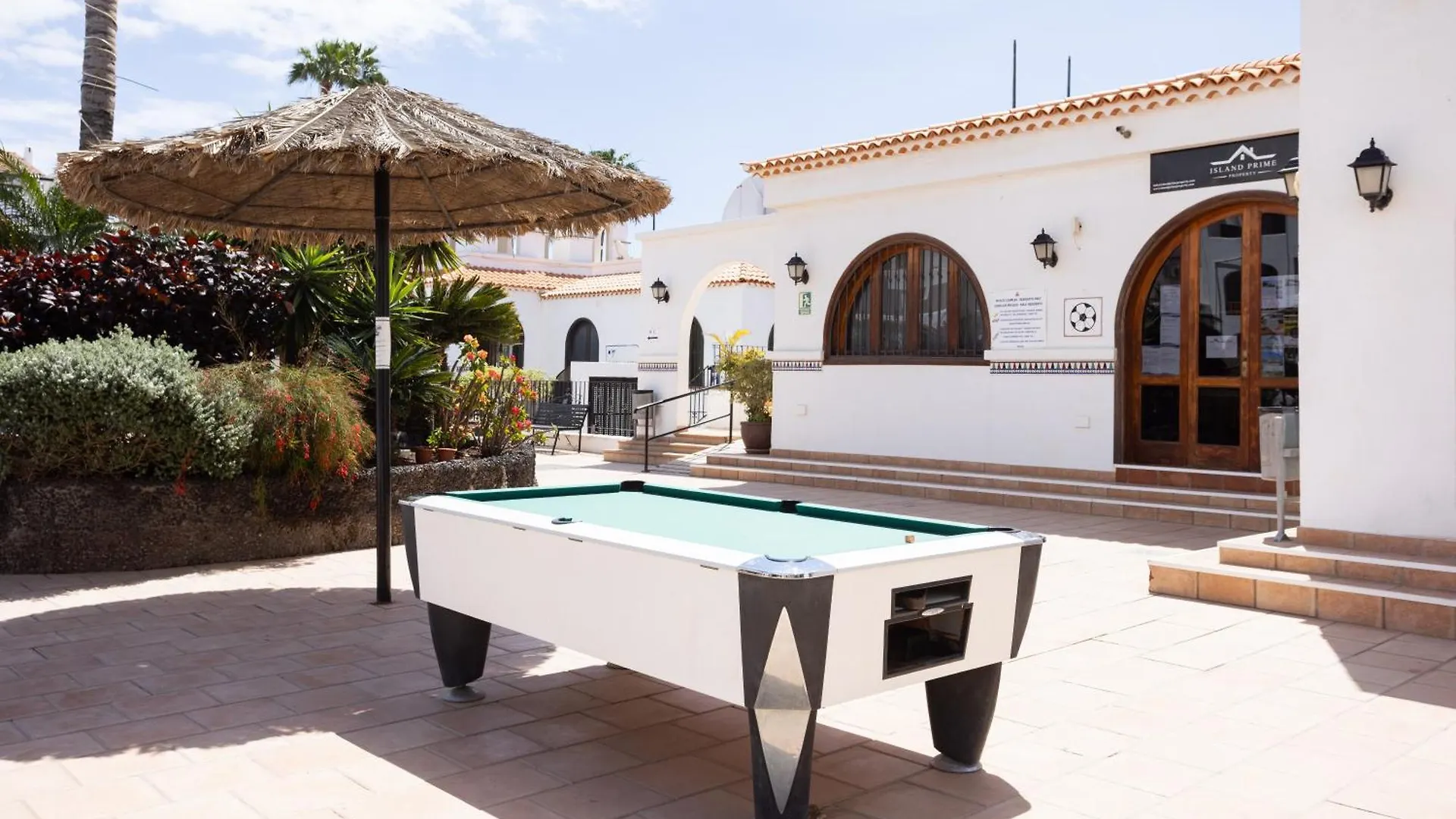 Private Garden Two Bedroom Apartment At Fairways Club San Miguel de Abona